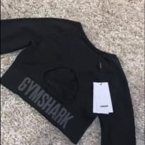 Gym shark workout crop !